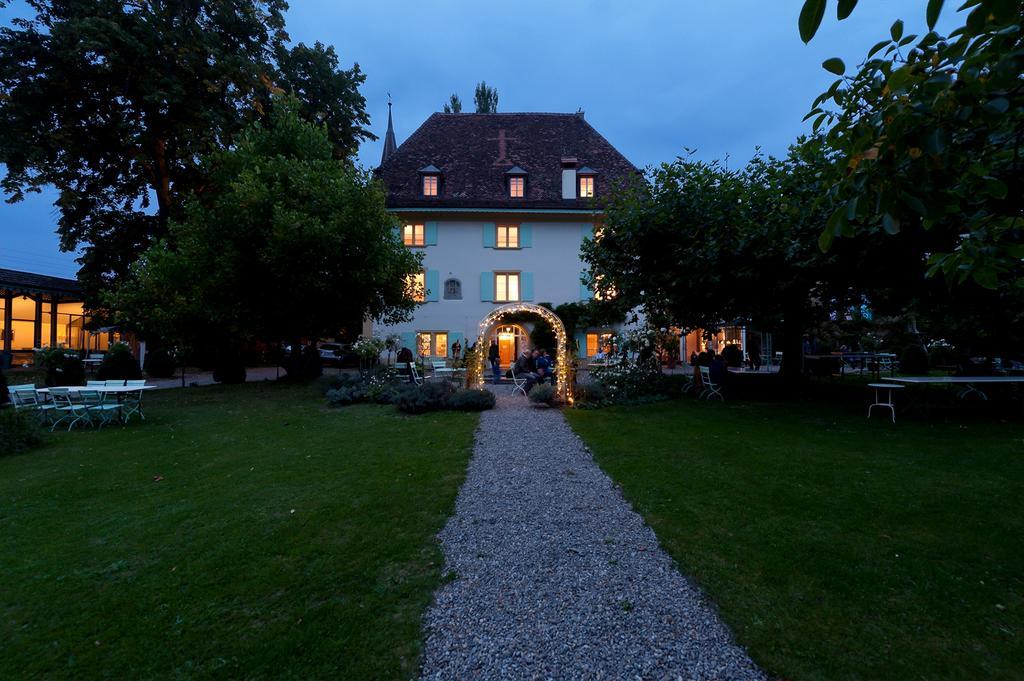 Schloss Ueberstorf - Tafeln, Tagen, Traeumen מראה חיצוני תמונה